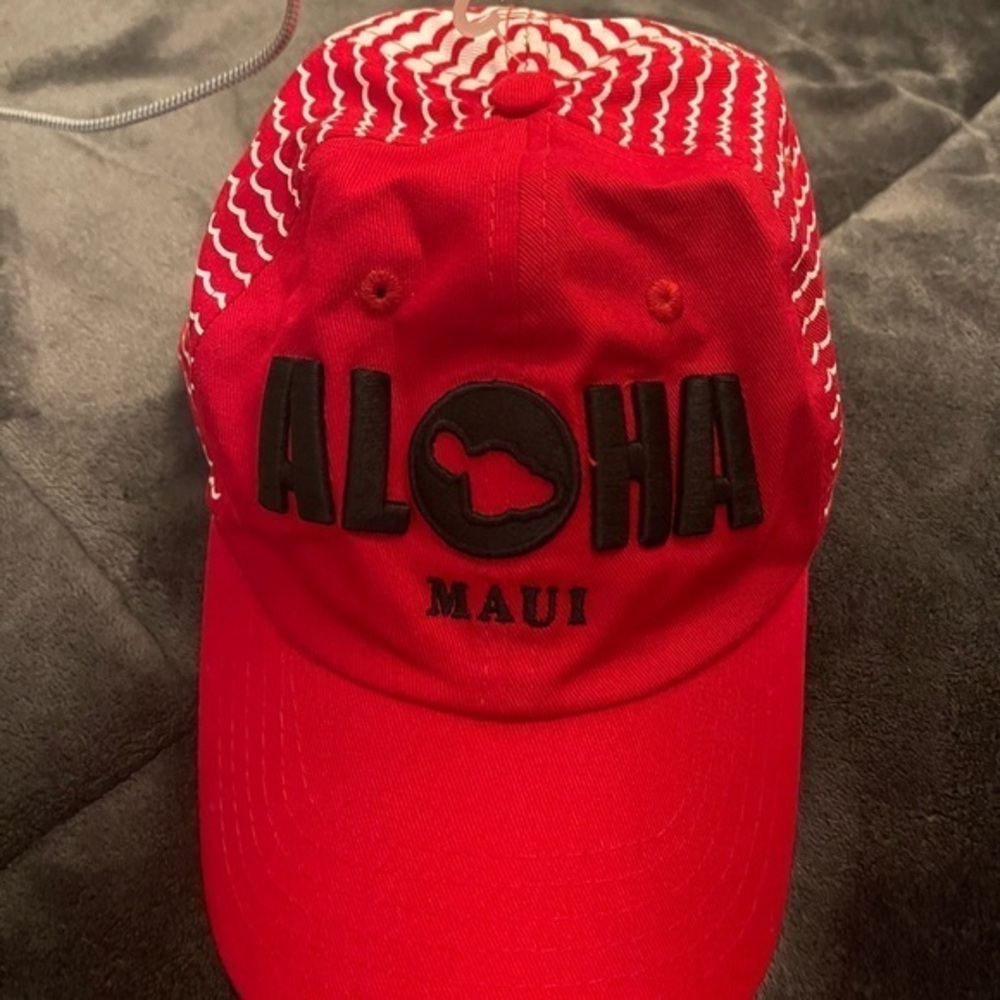 Red Aloha Maui Cap